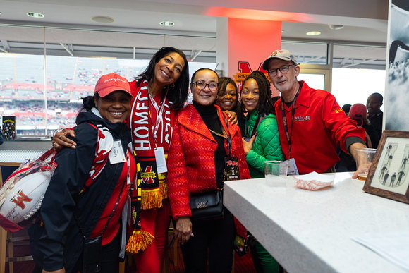 Homecoming_PresidentsSuite_10142023_JC_8999